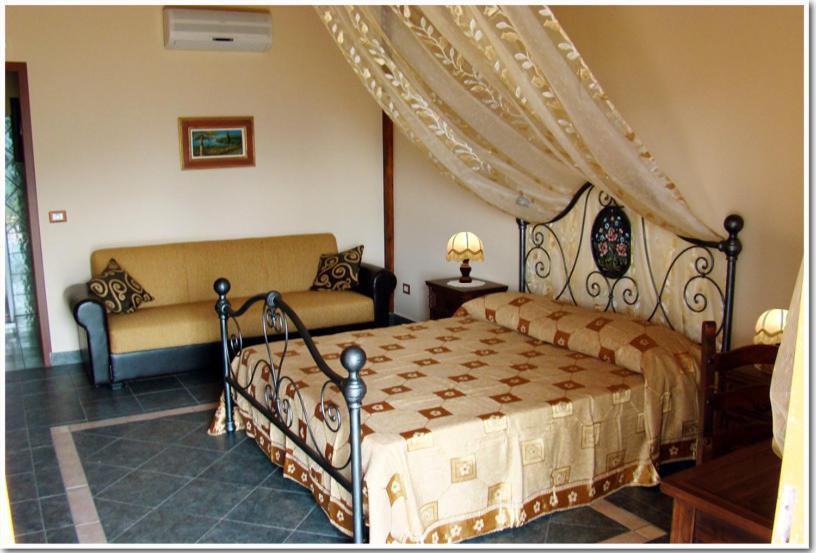 Agriturismo Ghiritina Francavilla di Sicilia Ruang foto