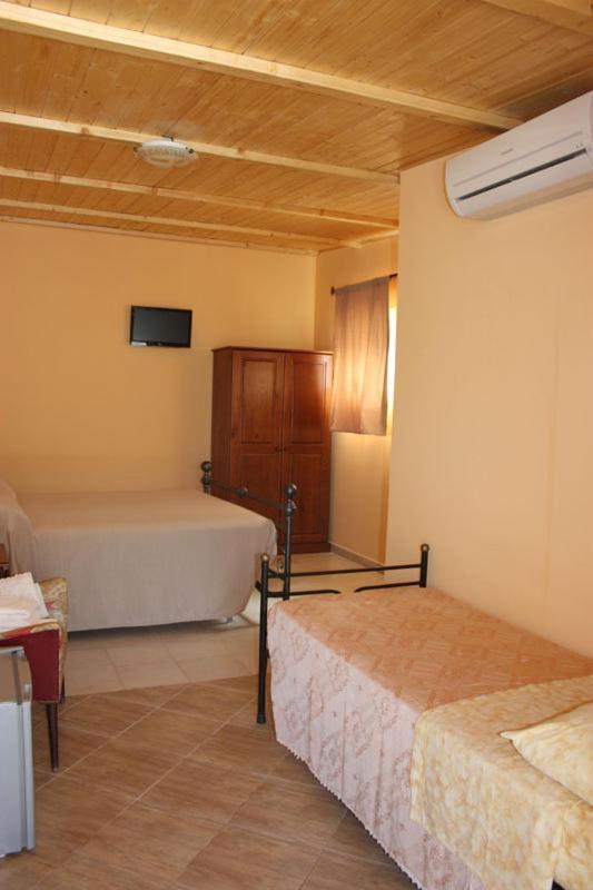 Agriturismo Ghiritina Francavilla di Sicilia Bagian luar foto