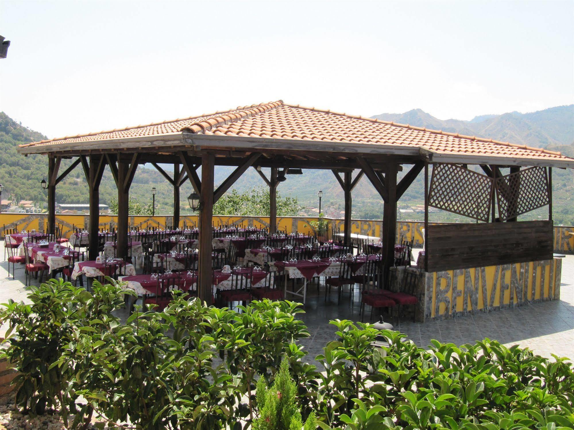 Agriturismo Ghiritina Francavilla di Sicilia Bagian luar foto